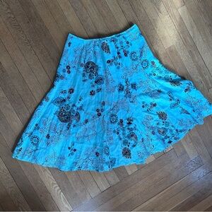 Chic Floral A-Line Skirt in Blue